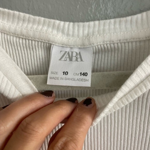 Zara Girls Size 10 White Ribbed Knit Ruffle Sleeve Top - Picture 6 of 8